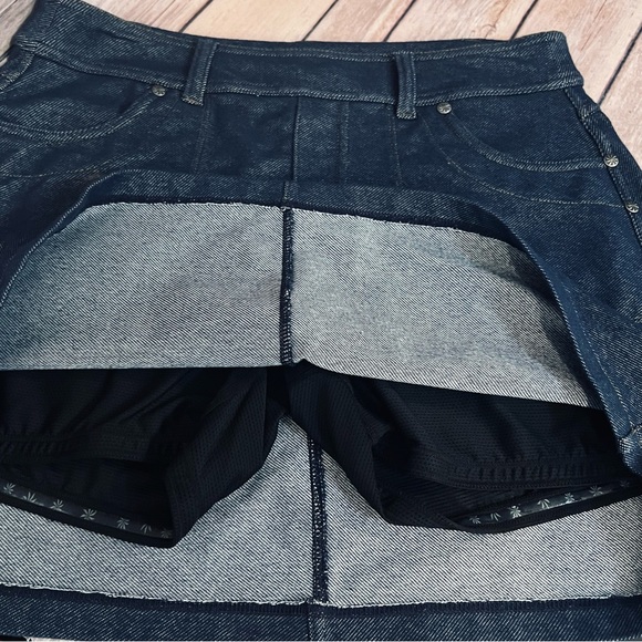 ATHLETA Bettona “Denim” Skort Skirt 567658-01 Size Small - Picture 4 of 5